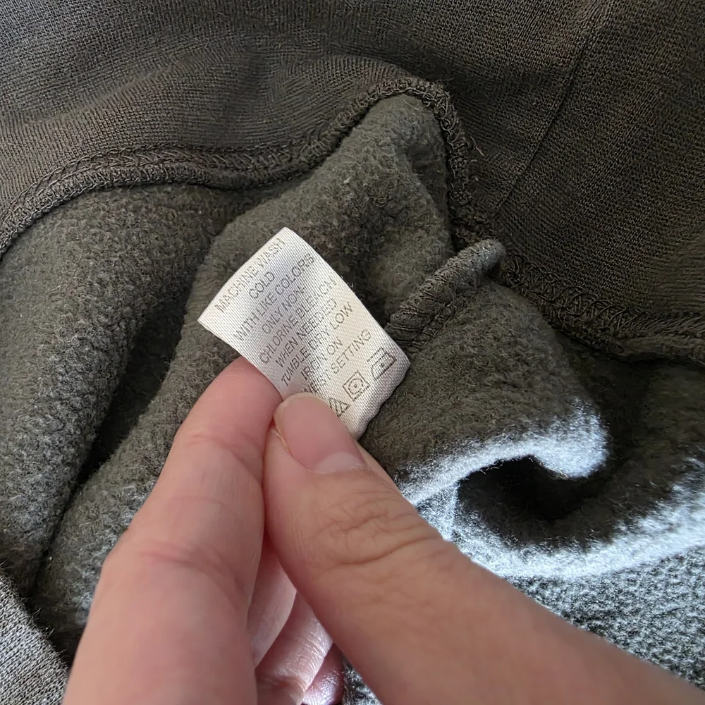 * PacSun Los Angeles Crewneck Sweater -‎ Gray